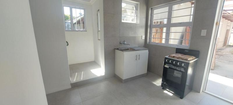 To Let 1 Bedroom Property for Rent in Plumstead Western Cape